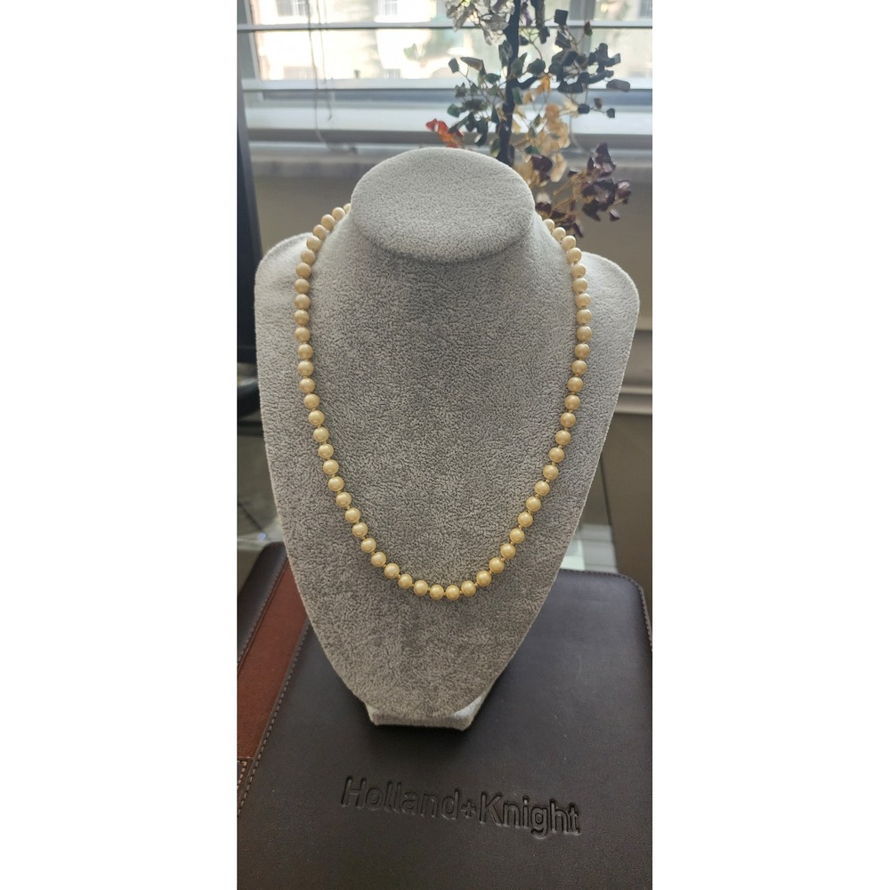 Carolee Vintage Faux Pearl Strand Necklace Gold Tone Pearl Clasp Cream Knotted